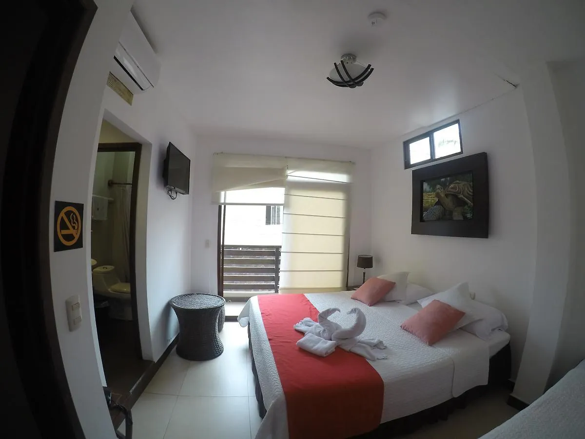Hostal Costa Del Pacifico Puerto Ayora  Ecuador