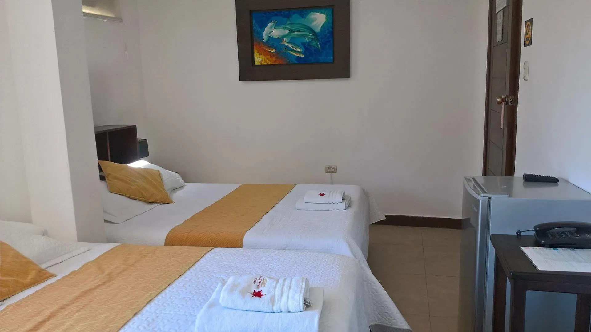 Hostal Costa Del Pacifico Puerto Ayora  Puerto Ayora (Galapagos Islands)